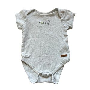 Robeez Gender Neutral Light Gray "Cat Nap" Bodysuit / Onesie (Size 6-9 months)
